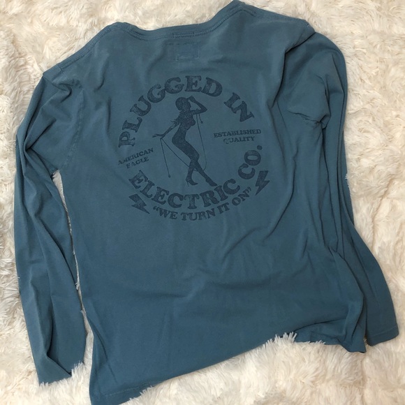 Blue American Eagle Long Sleeve Graphic T. Sz M